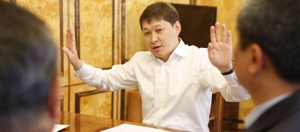 Бывший премьер-министр Сапар Исаков. Архивное фото - Sputnik Кыргызстан