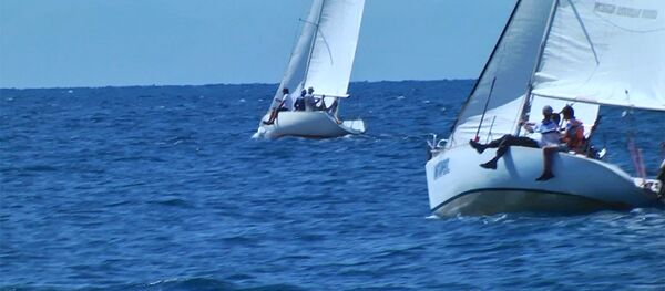 Право руля! Яхты на Иссык-Куле устроили гонки — яркие кадры регаты - Sputnik Кыргызстан