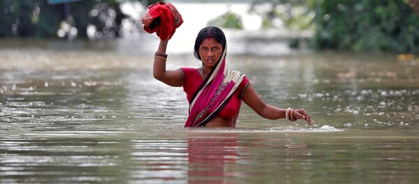 Наводнение на северо-востоке Индии - Sputnik Кыргызстан