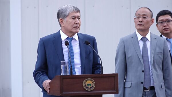 Видеофакт: заявление Атамбаева об отключении света кое-каким странам - Sputnik Кыргызстан