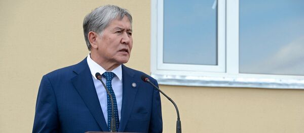 Президент Алмазбек Атамбаев - Sputnik Кыргызстан