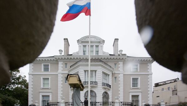 В торгпредстве России в Вашингтоне проходят обыски - Sputnik Кыргызстан