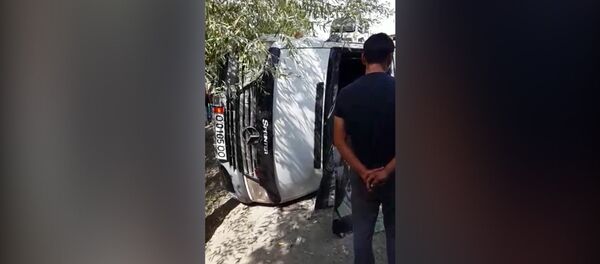 Маршрутку протаранил Surf на большой скорости — видео после ДТП в Оше - Sputnik Кыргызстан