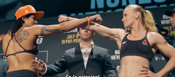 Лучшие нокауты — прошла презентация боя Шевченко с Нуньес - Sputnik Кыргызстан