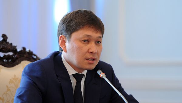 Экс-премьер-министр Сапар Исаков. Архив - Sputnik Кыргызстан