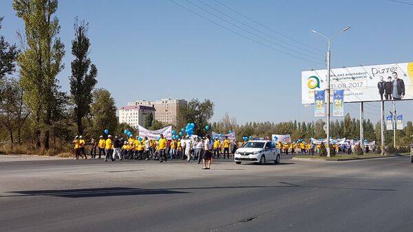 Марш людей с ограниченными возможностями здоровья в Бишкеке - Sputnik Кыргызстан