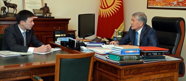 Алмазбек Атамбаев принял Айбека Калиева - Sputnik Кыргызстан