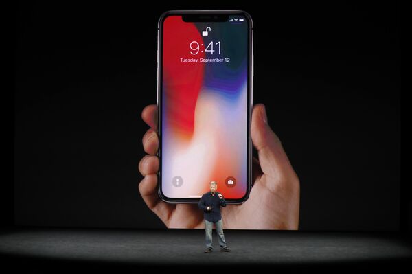 Презентация iPhone X в Купертино Презентация iPhone X в Купертино - Sputnik Кыргызстан