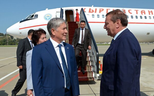В рамках поездки запланирована его встреча с главой РФ Владимиром Путиным, на которой будут обсуждаться актуальные вопросы двустороннего сотрудничества и взаимодействия сторон по линии ЕАЭС. - Sputnik Кыргызстан