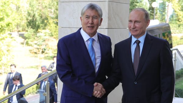 Встреча президента РФ В. Путина и президента Киргизии А. Атамбаева - Sputnik Кыргызстан
