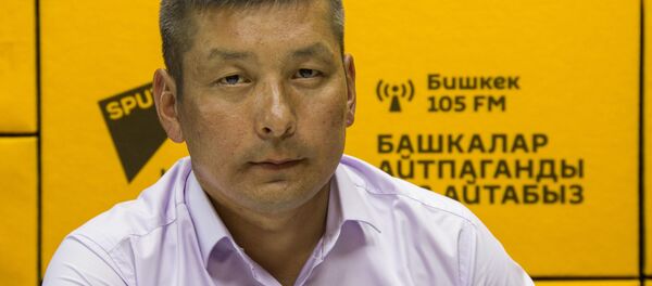 Заместитель генерального секретаря Федерации футбола КР Нурдин Букуев во время интервью Sputnik Кыргызстан - Sputnik Кыргызстан