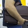 Мужчина с портфелем - Sputnik Кыргызстан