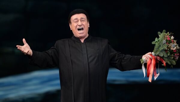 Оперный певец Зураб Соткилава во время выступления. Архивное фото - Sputnik Кыргызстан
