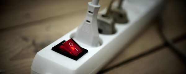 Сетевой удлинитель. Архивное фото - Sputnik Кыргызстан