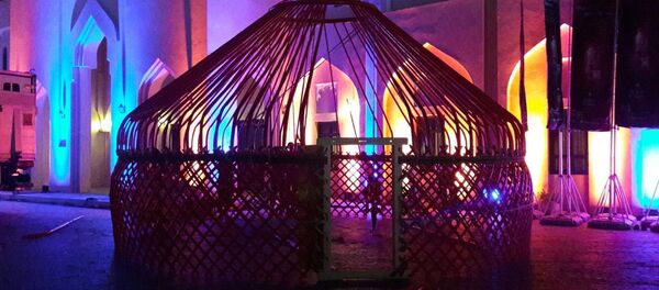 В центре Дохи установлена кыргызская юрта - Sputnik Кыргызстан