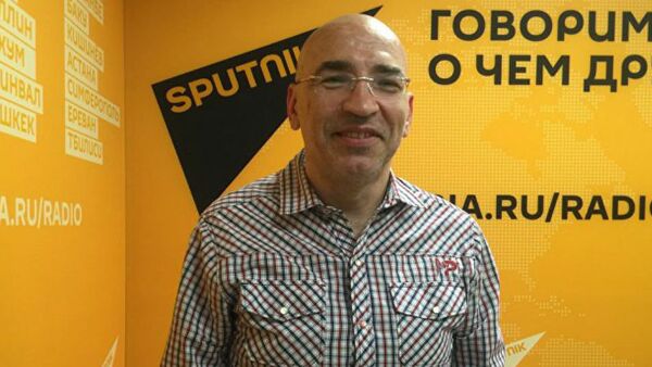 Политолог Леонид Крутаков - Sputnik Кыргызстан