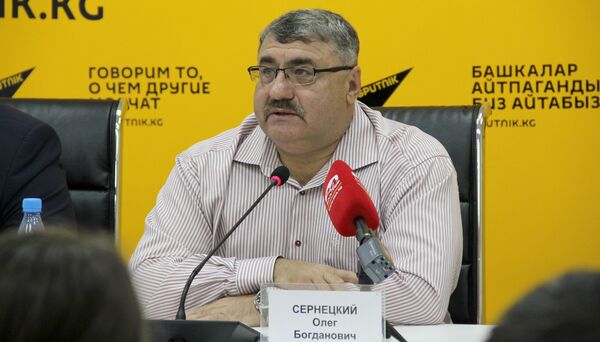 Исполнительный директор ОФ Единство Олег Сернецкий - Sputnik Кыргызстан