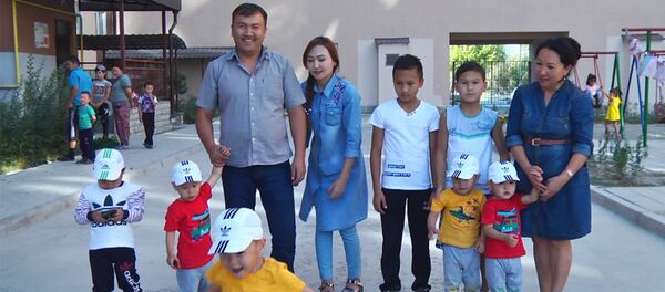 Төрт эм баяны. Тентеги — президент, спикер, мэр ортодо, жоошу — башкы дарыгер Төрт эм баяны. Тентеги — президент, спикер, мэр ортодо, жоошу — башкы дарыгер - Sputnik Кыргызстан