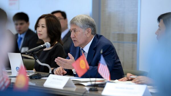 Рабочий визит в Нью-Йорк президента КР Алмазбека Атамбаева - Sputnik Кыргызстан
