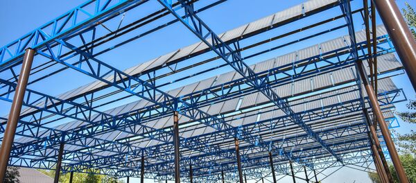 Бишкекжылуулукэнерго ишканасында жаңы гелиоколлекторлордун — күндүн энергиясын топтой турчу жабдуунун бет ачары болду - Sputnik Кыргызстан