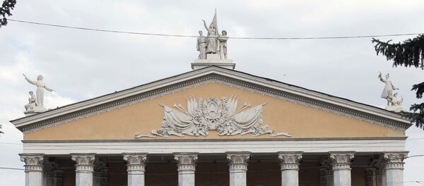 Реконструкция здания театра оперы и балета имени А. Малдыбаева в Бишкеке - Sputnik Кыргызстан