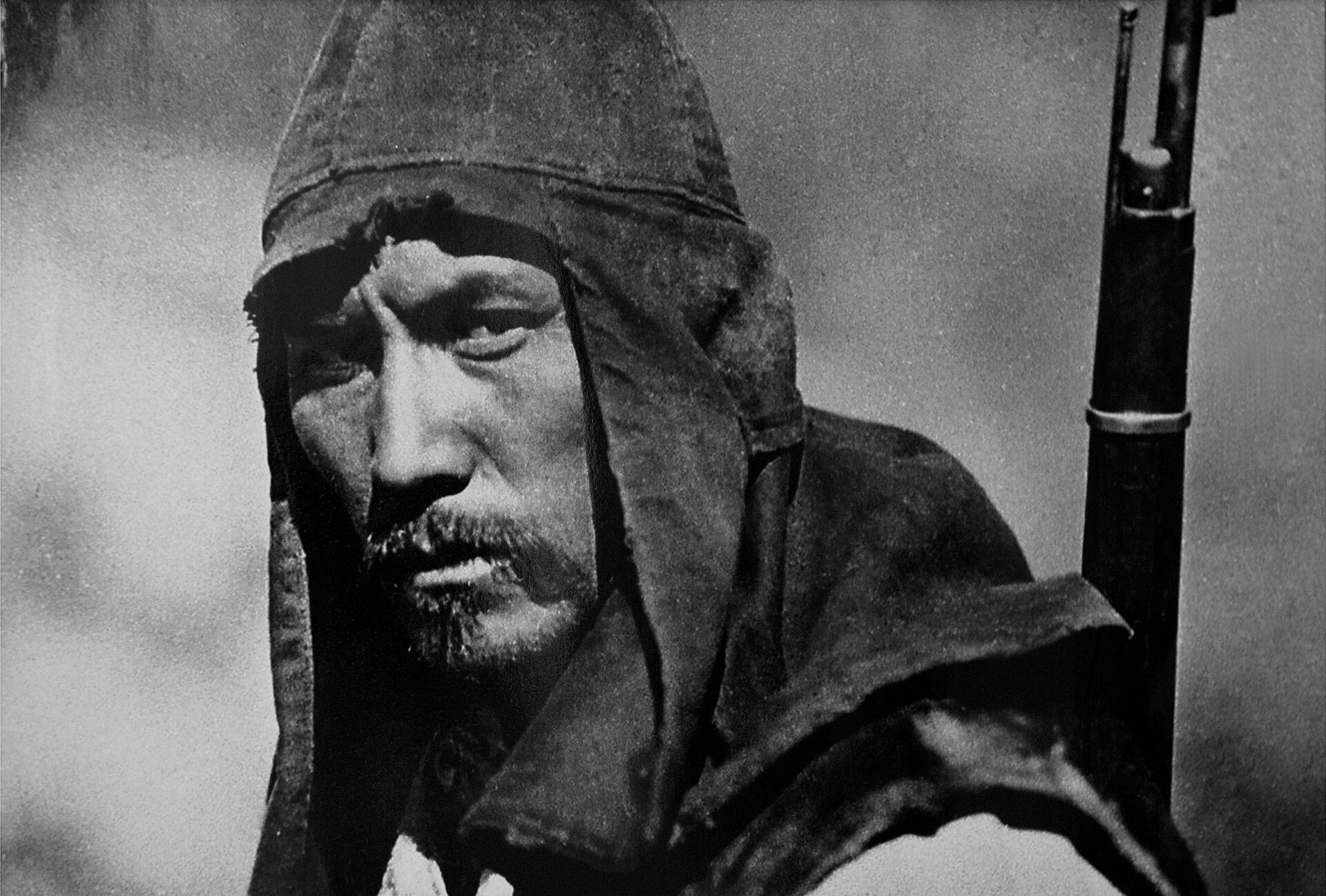 Советский и кыргызский актер кино, художник Суйменкул Чокморов - Sputnik Кыргызстан, 1920, 17.09.2023