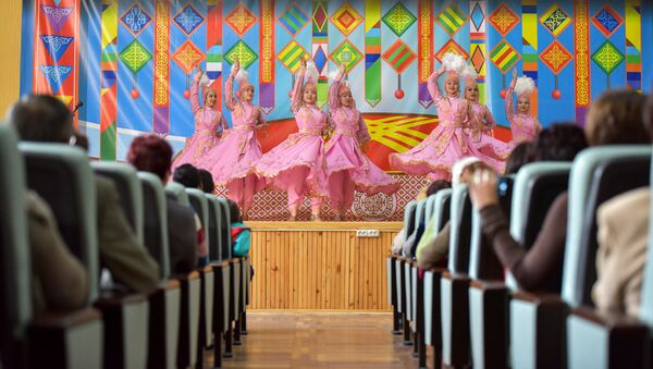 Выступление в детском музыкальном театре Бишкека. Архивное фото - Sputnik Кыргызстан