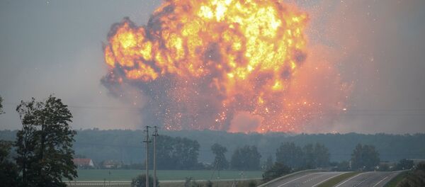 Взрыв на складе с боеприпасами в Винницкой области Украины - Sputnik Кыргызстан