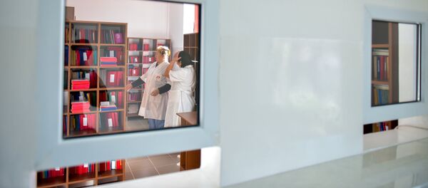 Торжественное открытие филиала ЦСМ №2 в Бишкеке Торжественное открытие филиала ЦСМ №2 в Бишкеке - Sputnik Кыргызстан