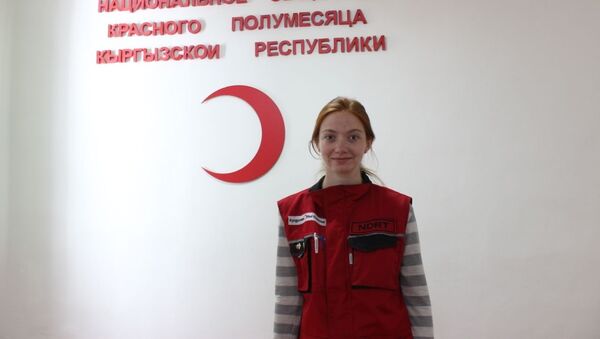 Сотрудник Красного Полумесяца КР по оказанию первой психологической помощи пострадавшим Элина Брябина - Sputnik Кыргызстан