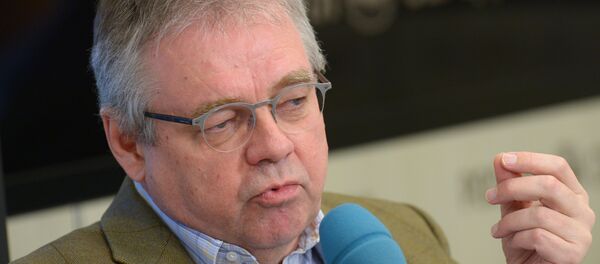 Видеомост Москва – Минск, посвященный проведению второго Фестиваля документального кино стран СНГ Евразия.DOC - Sputnik Кыргызстан