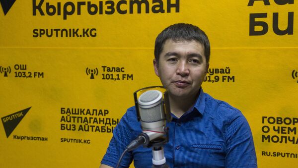 Жаштар иши, дене тарбия жана спорт агенттигинин маалымат катчысы Нурдин Султамбаев - Sputnik Кыргызстан