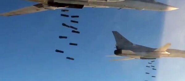 Бомбардировщики во время нанесения авиаударов. Архивное фото - Sputnik Кыргызстан