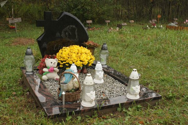 Специальное кладбище для животных в Вильнюсе - Sputnik Кыргызстан