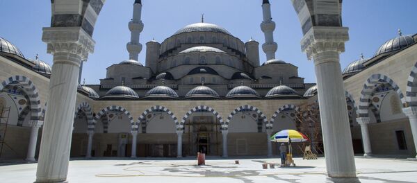 Центральная соборная мечеть Бишкека - Sputnik Кыргызстан