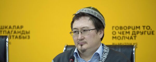 Религиовед Кадыр Маликов Религиовед Кадыр Маликов - Sputnik Кыргызстан