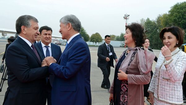 Государственный визит Алмазбека Атамбаева в Узбекистане - Sputnik Кыргызстан