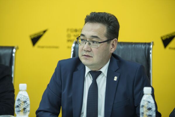 Генеральный директор ОАО Бишкектеплосеть Эркин Абдыкалыков - Sputnik Кыргызстан