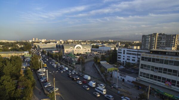 Вид на Ошский рынок с высоты. Архивное фото - Sputnik Кыргызстан