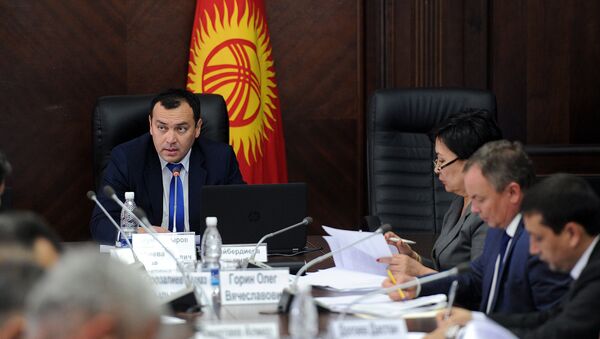 Вице-премьер-министр Кыргызстана Темир Джумакадыров - Sputnik Кыргызстан