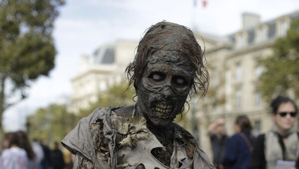 Традиционное мероприятие зомби-моб в Париже - Sputnik Кыргызстан