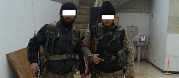 Задержание гражданина Кыргызстана по подозрению в подготовке и совершении терактов Задержание гражданина Кыргызстана по подозрению в подготовке и совершении терактов - Sputnik Кыргызстан