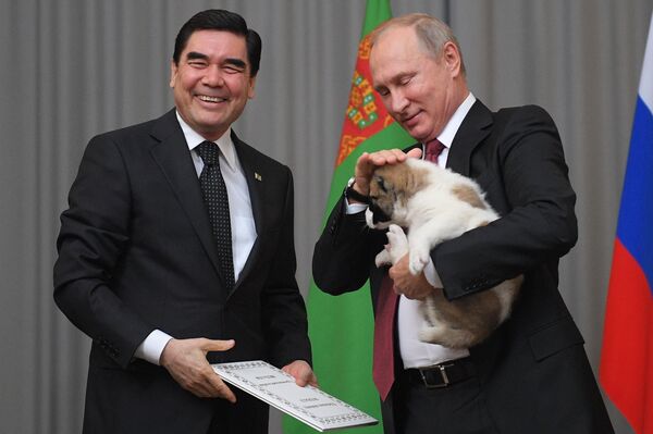 Президент РФ В. Путин встретился с президентом Туркмении Г. Бердымухамедовым - Sputnik Кыргызстан