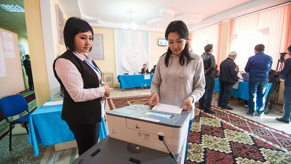 Ход выборов президента Кыргызстана в Бишкеке - Sputnik Кыргызстан
