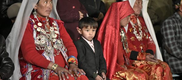 Переселение памирских кыргызов в Кыргызстан - Sputnik Кыргызстан