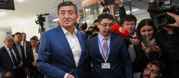 Кандидат в президенты Сооронбай Жээнбеков Кандидат в президенты Сооронбай Жээнбеков - Sputnik Кыргызстан