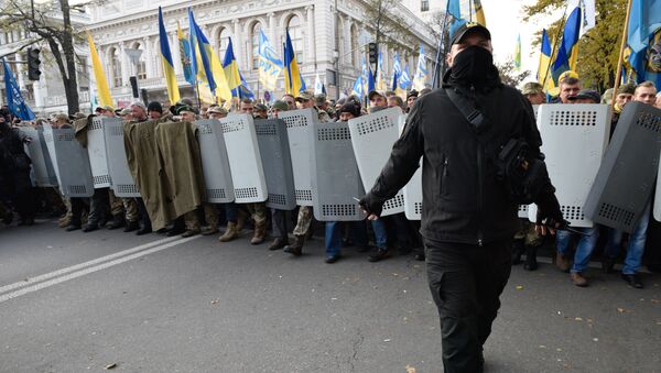 Акция протеста у здания Верховной рады Украины в Киеве - Sputnik Кыргызстан