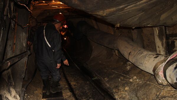 Угольная шахта в Сулюкте - Sputnik Кыргызстан
