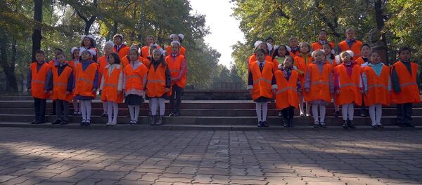 Трогательный ролик о бишкекском Тазалыке — поют дети - Sputnik Кыргызстан