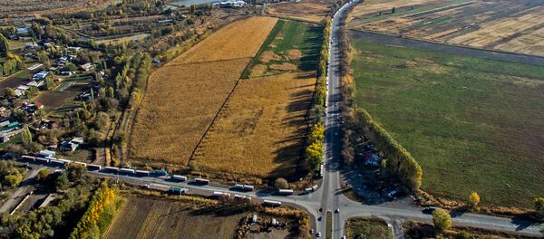 Ситуация на КПП Ак-Тилек на кыргызско-казахской границе - Sputnik Кыргызстан